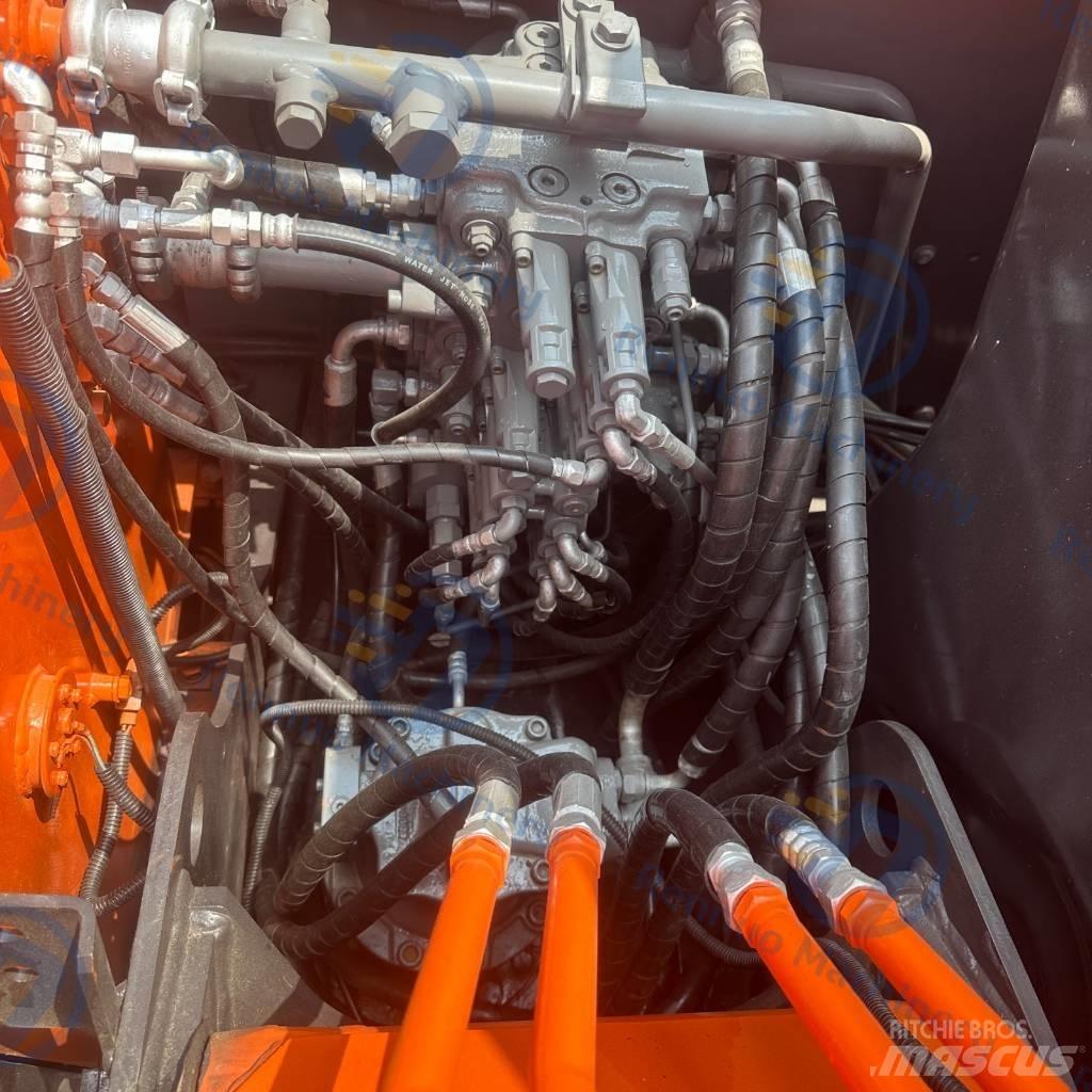 Hitachi ZX70 Koparki gąsienicowe