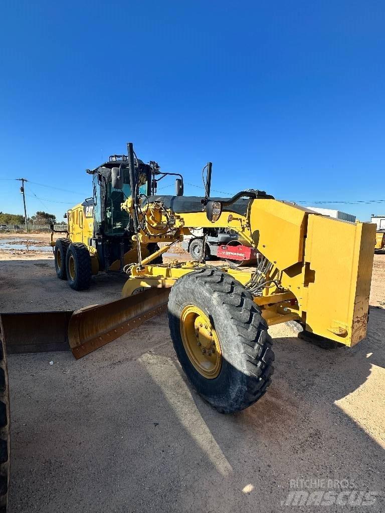 CAT 12 M 2 Równiarki