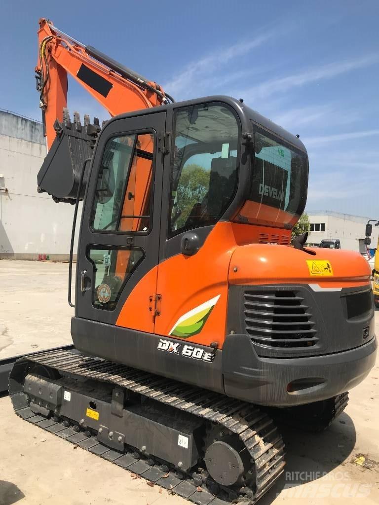 Doosan DX 60 Minikoparki