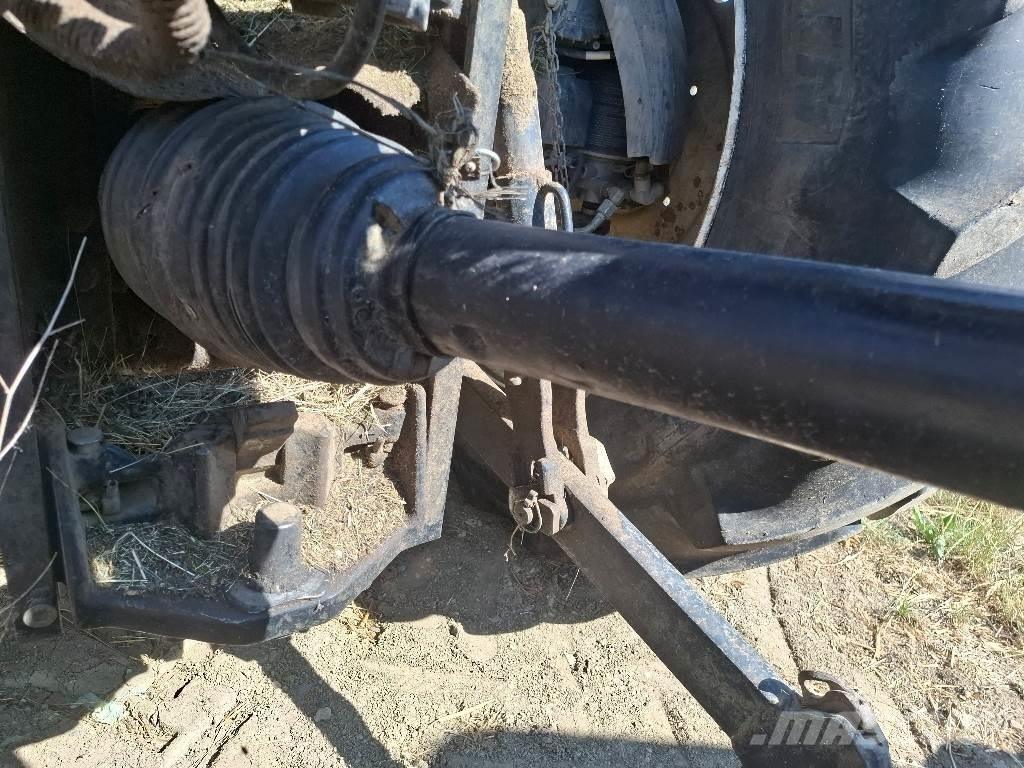 John Deere V461M Prasy zwijające