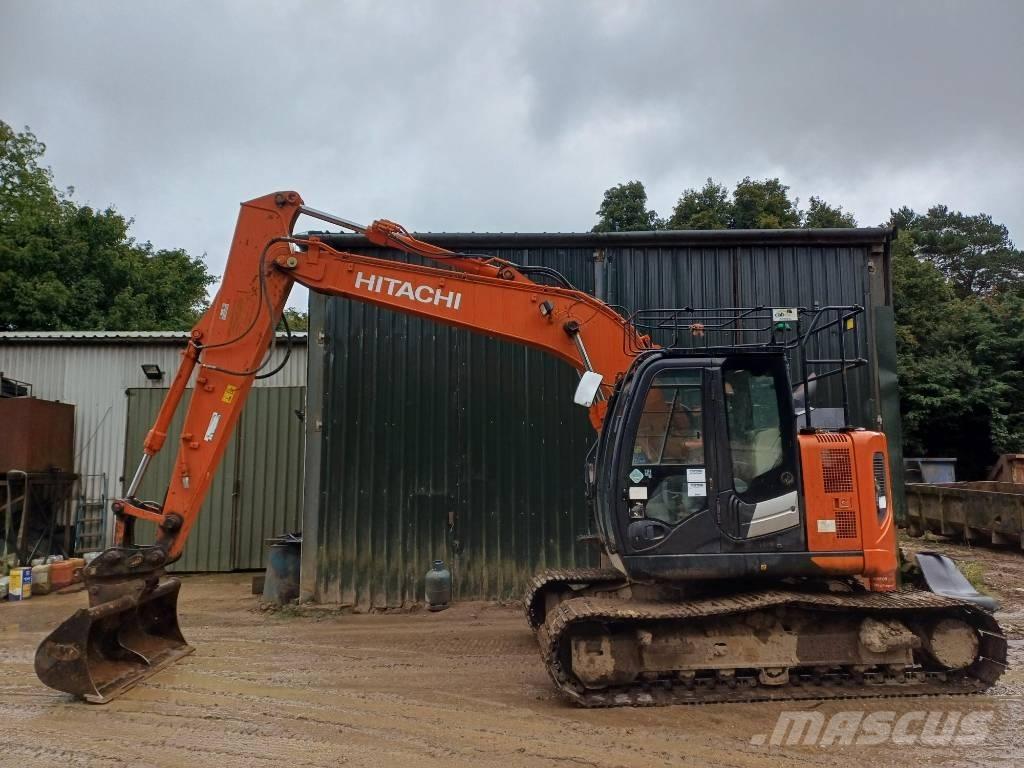 Hitachi ZX 135 US-6 Koparki gąsienicowe