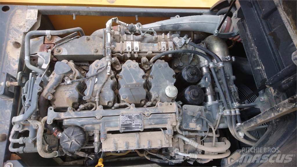 Liebherr R924LC Koparki gąsienicowe