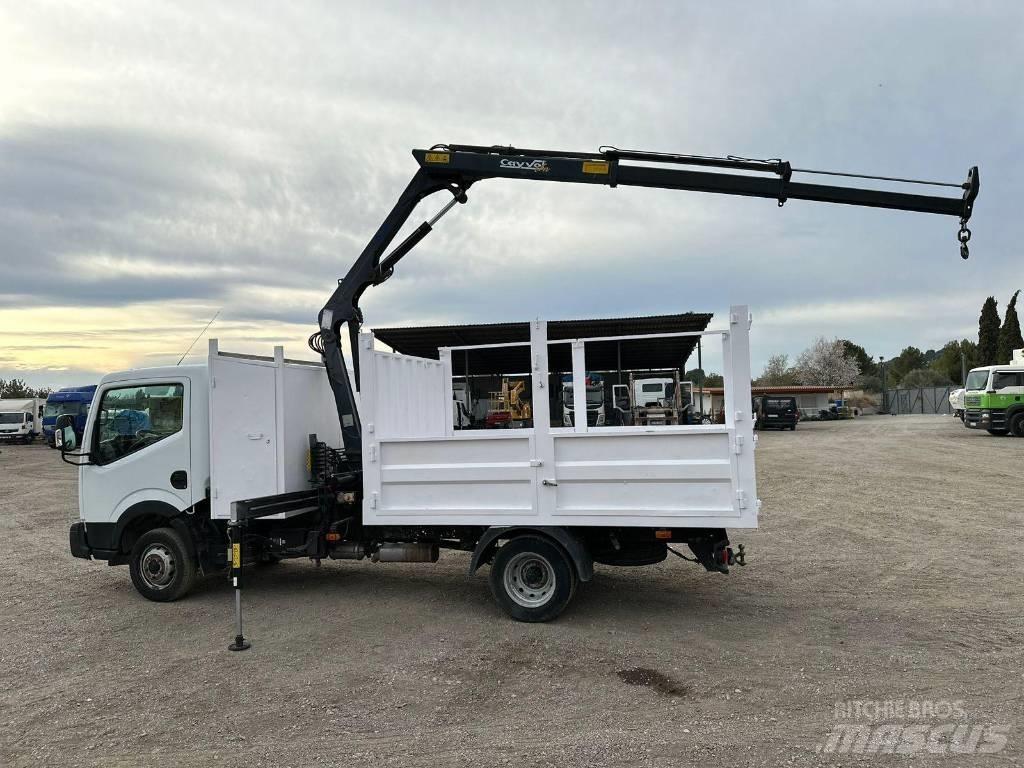 Nissan NT 400 Żurawie samochodowe