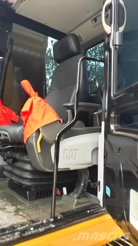 CAT 320D2 Koparki gąsienicowe