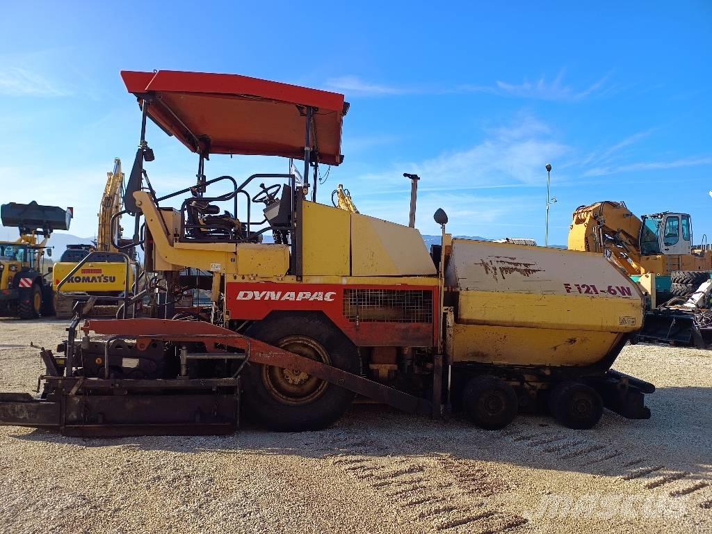 Dynapac F 121-6W Rozściełacze do asfaltu