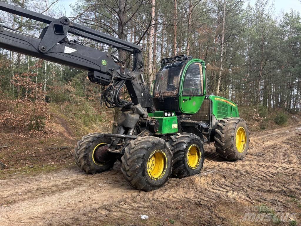 John Deere 1170 E Harwestery