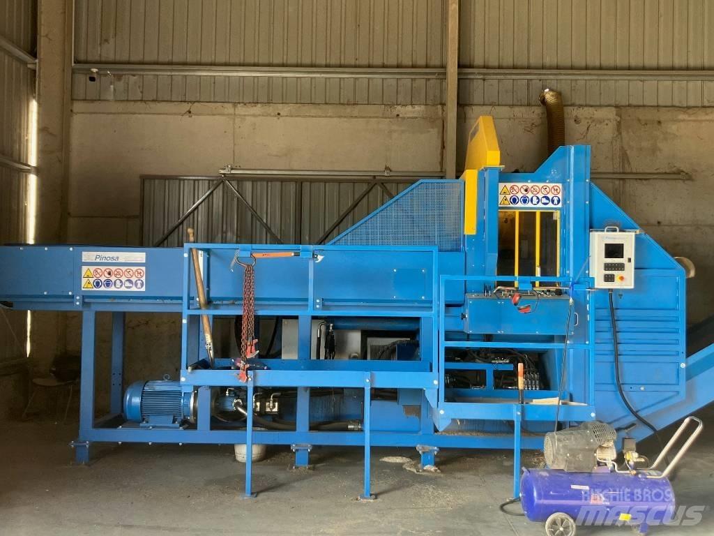  Pinosa CPE 1200 Traki