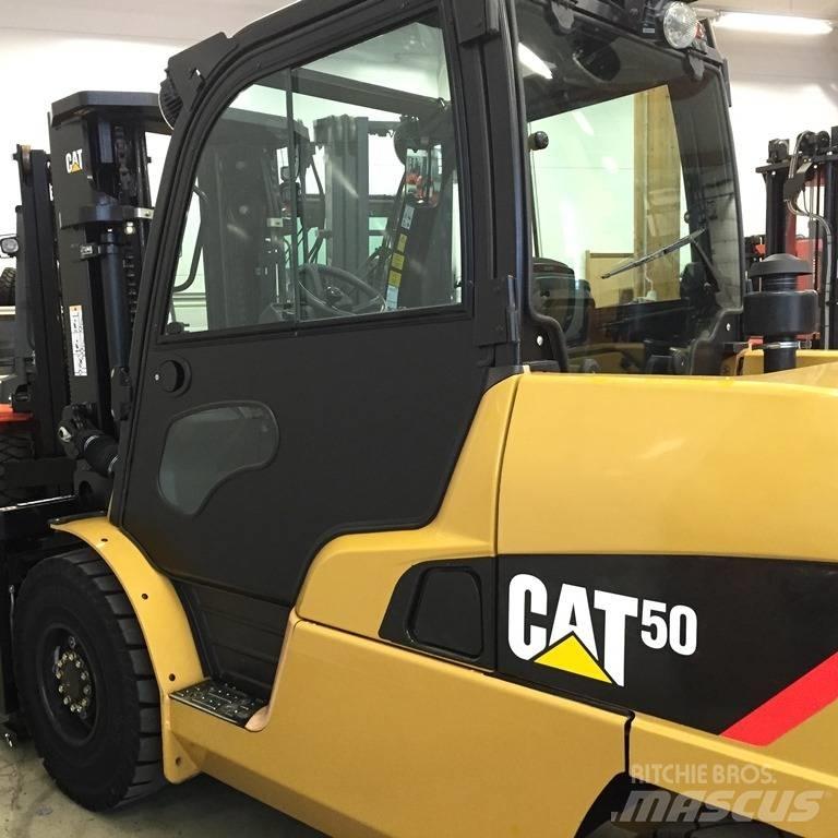 CAT DP 50 N Wózki Diesla