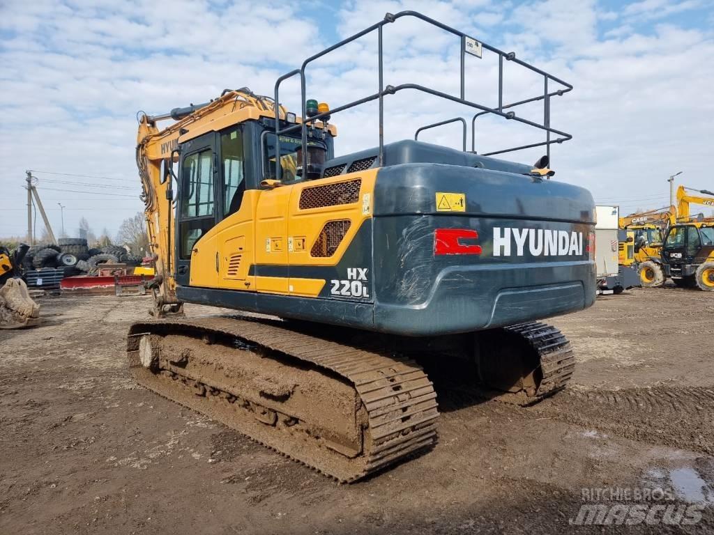 Hyundai HX 220 L Koparki gąsienicowe