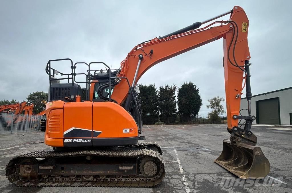 Doosan DX140LCR-7 Koparki gąsienicowe