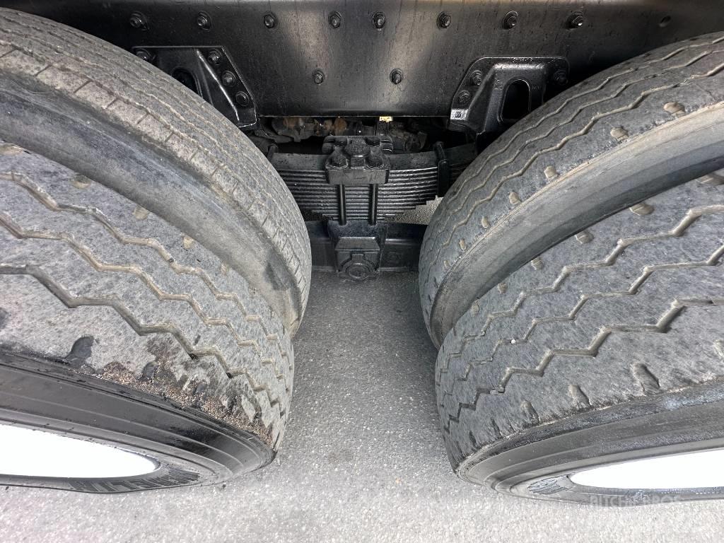 Sterling L 8500 Kombi / koparki ssące