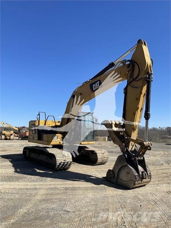 CAT 320 Koparki gąsienicowe