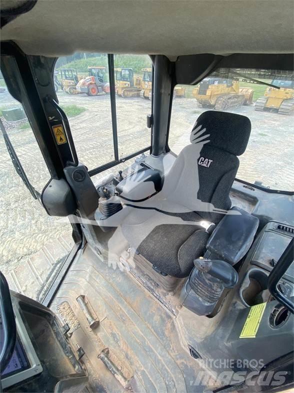 CAT D6K2 LGP Spycharki gąsienicowe