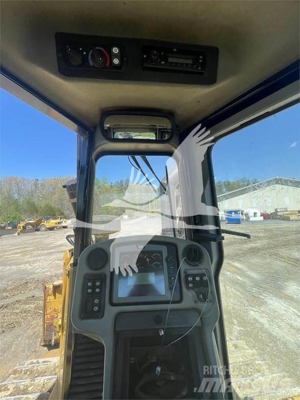 CAT D6T XL Spycharki gąsienicowe