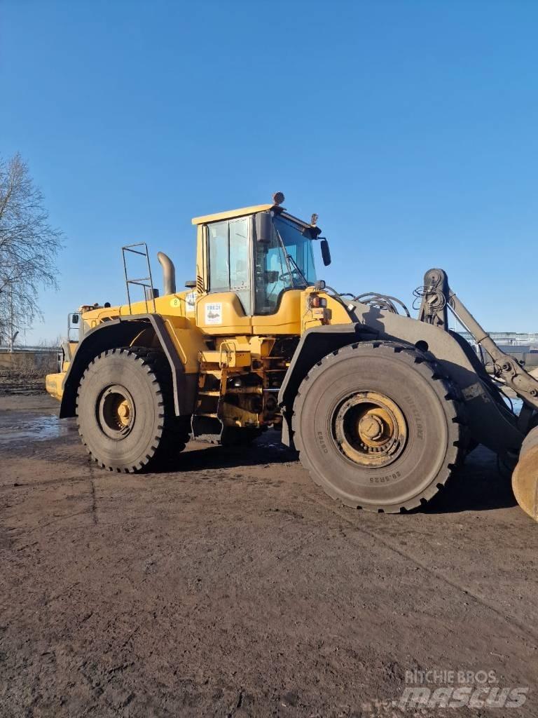 Volvo L 220 F Ładowarki kołowe