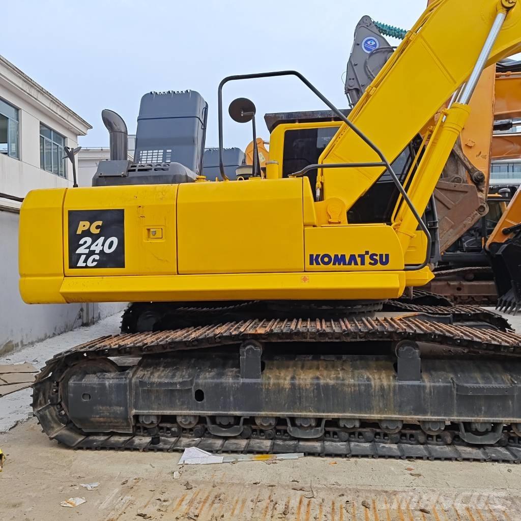 Komatsu PC 240 LC-8 Koparki gąsienicowe