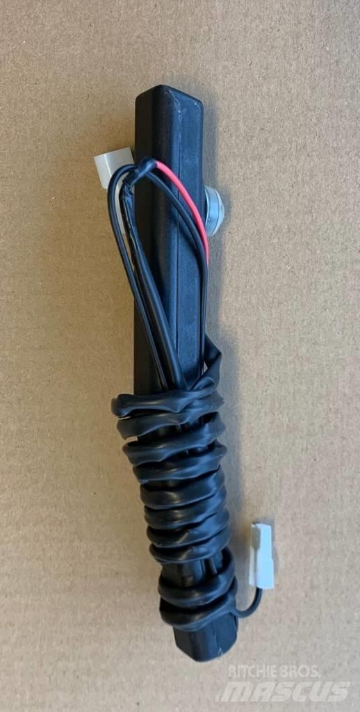 Fiat Lever 5140148 Kabina i wnętrze