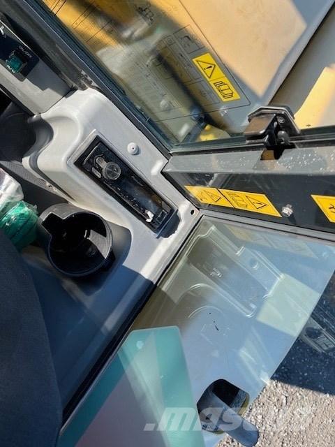 Komatsu PC 80 MR Midikoparki  7t - 12t