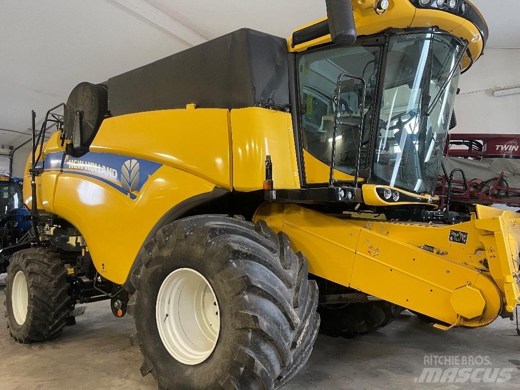 New Holland CX7.80 Kombajny zbożowe