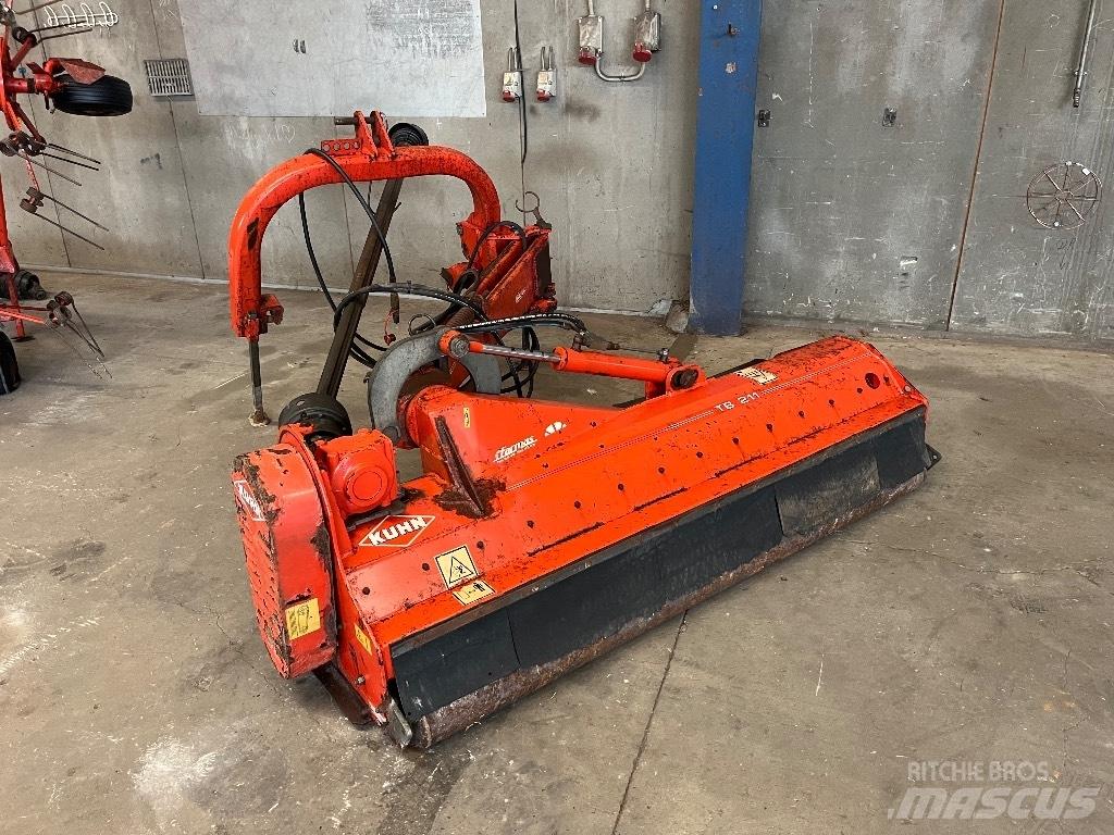 Kuhn TB 211 Kosiarki łąkowe i wykaszarki