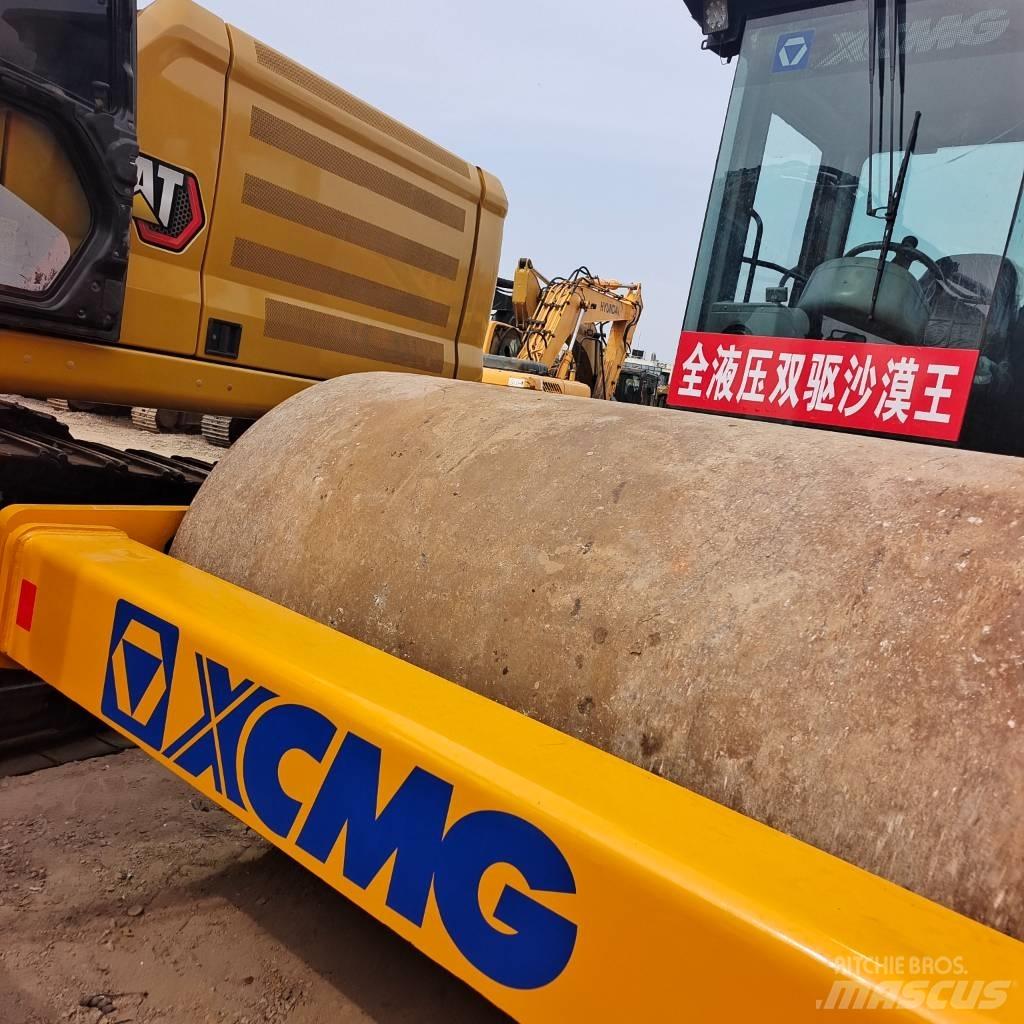 XCMG XS 142 J Walce dwubębnowe