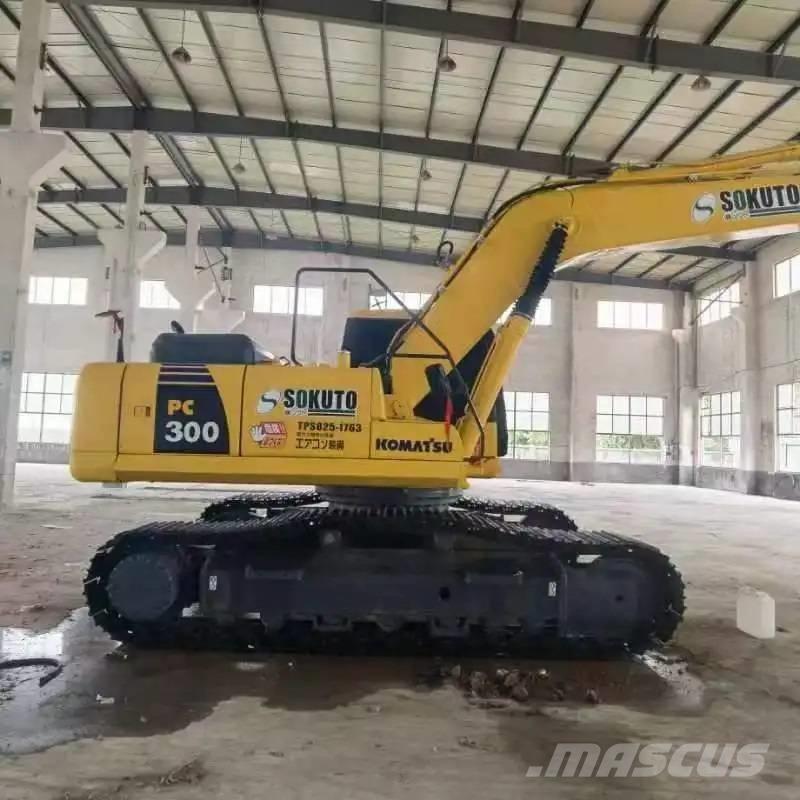 Komatsu PC300-7 Koparki gąsienicowe