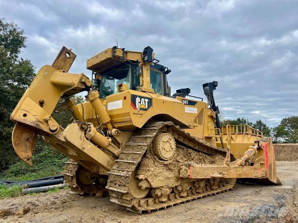 CAT D 8 T Spycharki gąsienicowe
