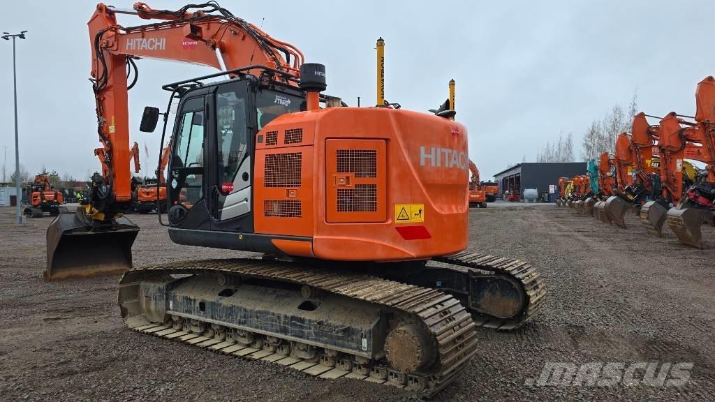 Hitachi ZX 225USLC-6 Koparki gąsienicowe