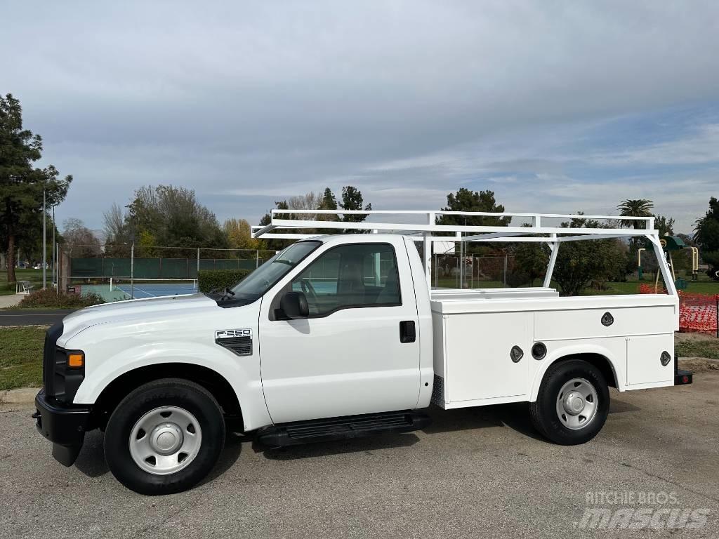 Ford F 250 SD Pick-upy / Pojazdy z otwieranymi burtami