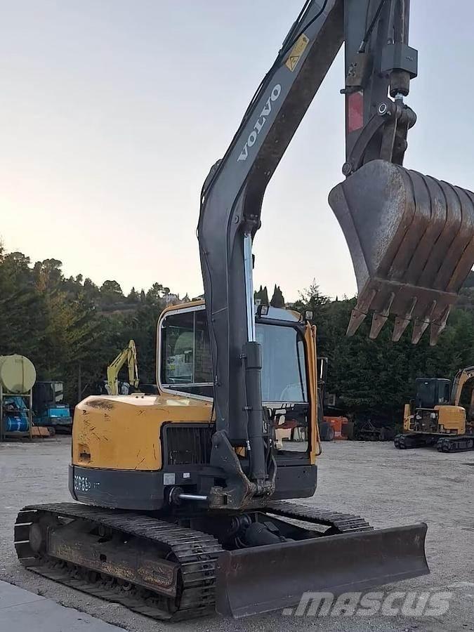 Volvo ECR88PLUS Midikoparki  7t - 12t