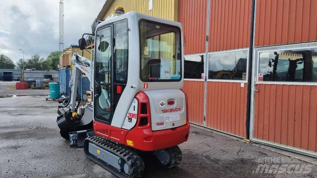 Takeuchi TB 320 Minikoparki