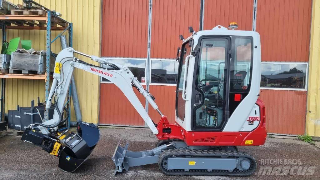 Takeuchi TB 320 Minikoparki