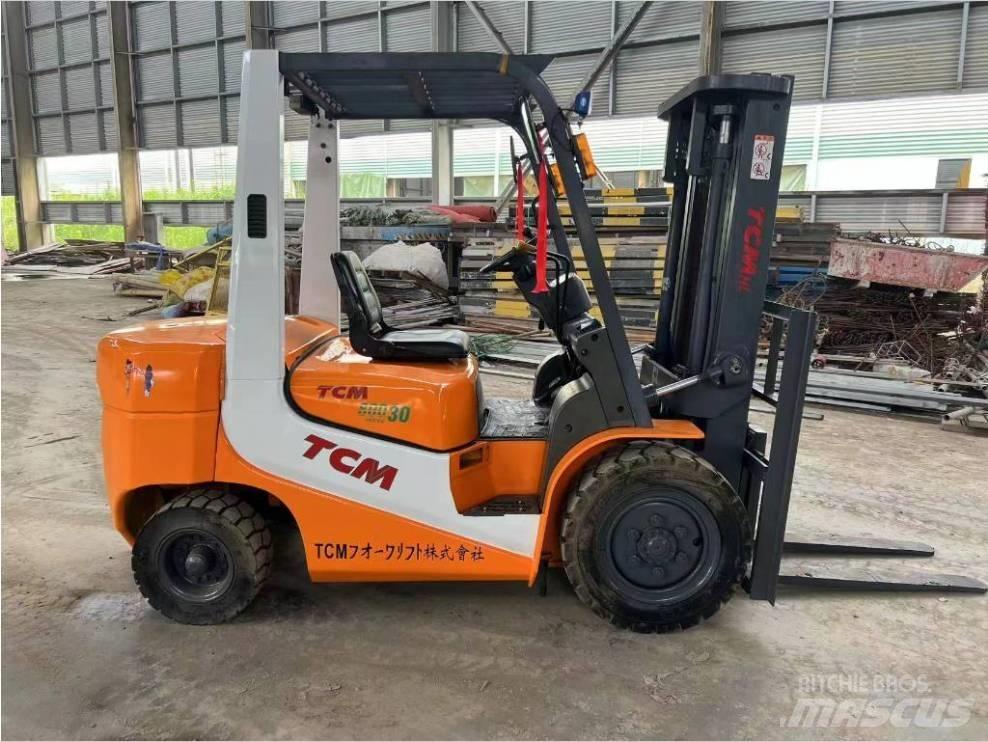 TCM FD 30 Wózki Diesla
