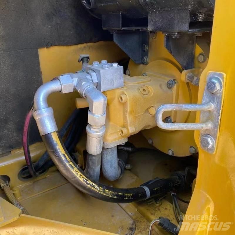 CAT 307E Koparki gąsienicowe