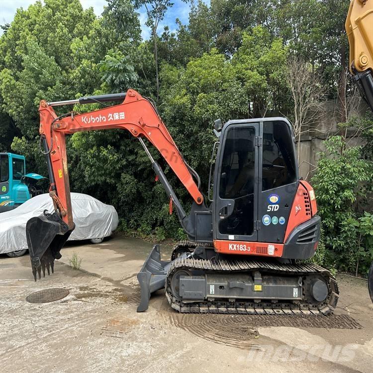 Kubota 183-3 Koparki gąsienicowe