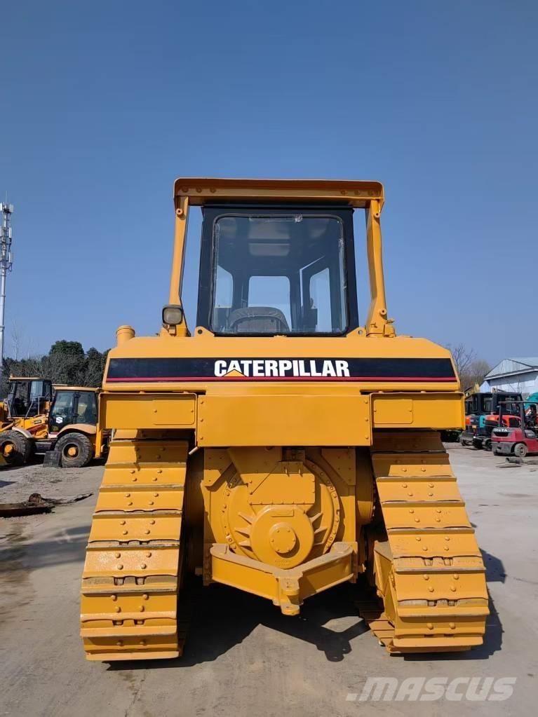 CAT D 6 R Równiarki