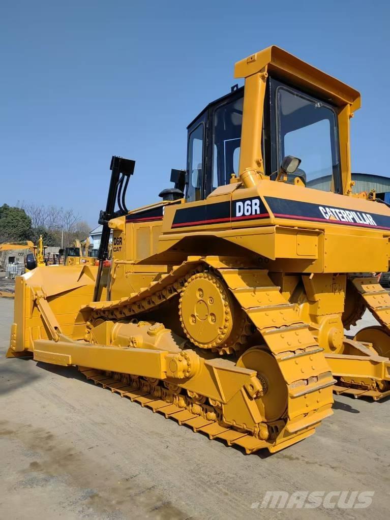 CAT D 6 R Równiarki