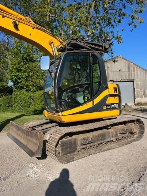 JCB JZ 140 Koparki gąsienicowe