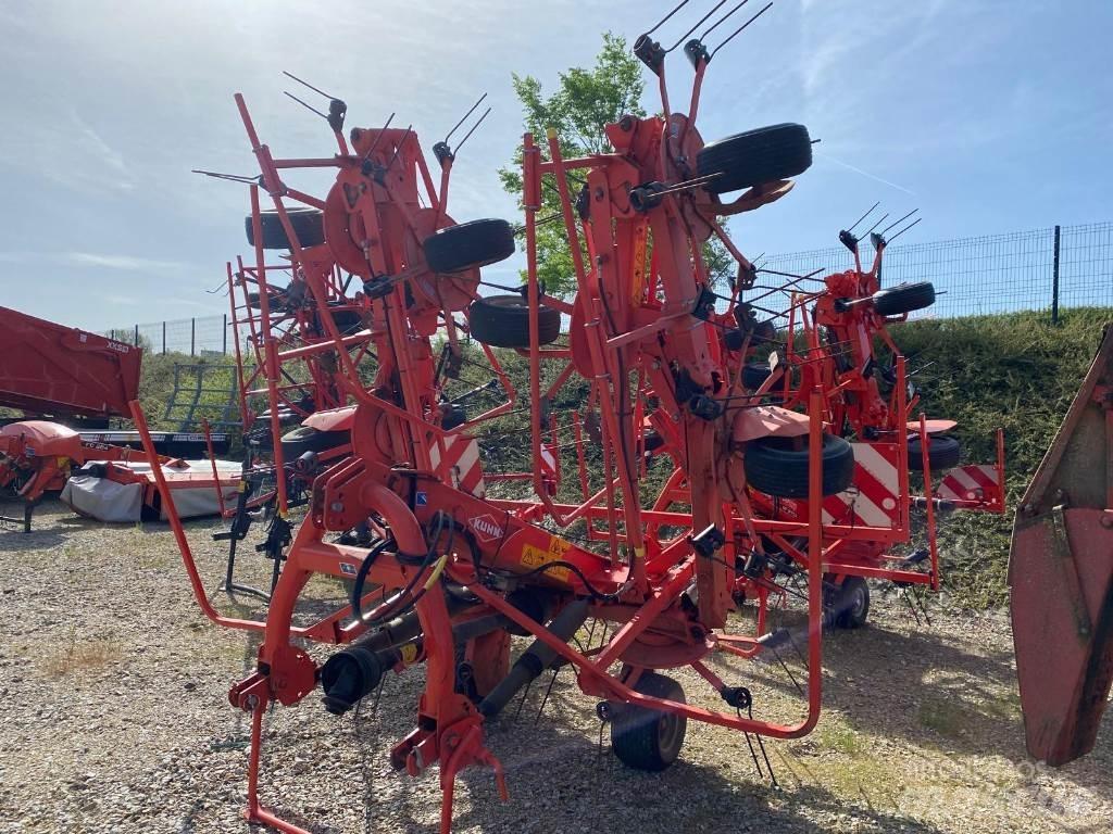 Kuhn GF8702 Zgrabiarki i przetrząsacze