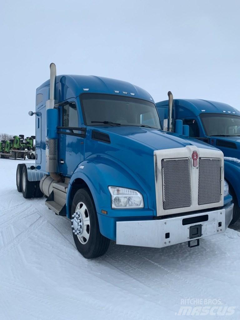 Kenworth T-880 Ciągniki siodłowe