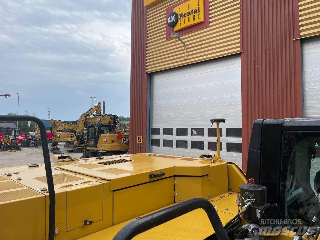 CAT 330 Koparki gąsienicowe