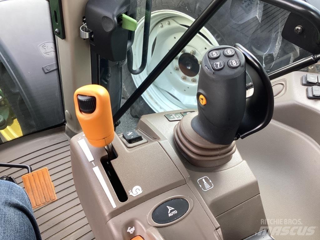 John Deere 6120M Ciągniki rolnicze