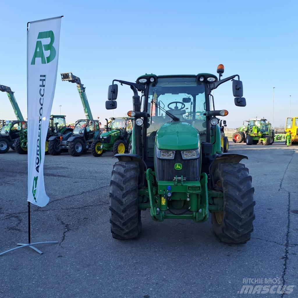 John Deere 5125R Ciągniki rolnicze