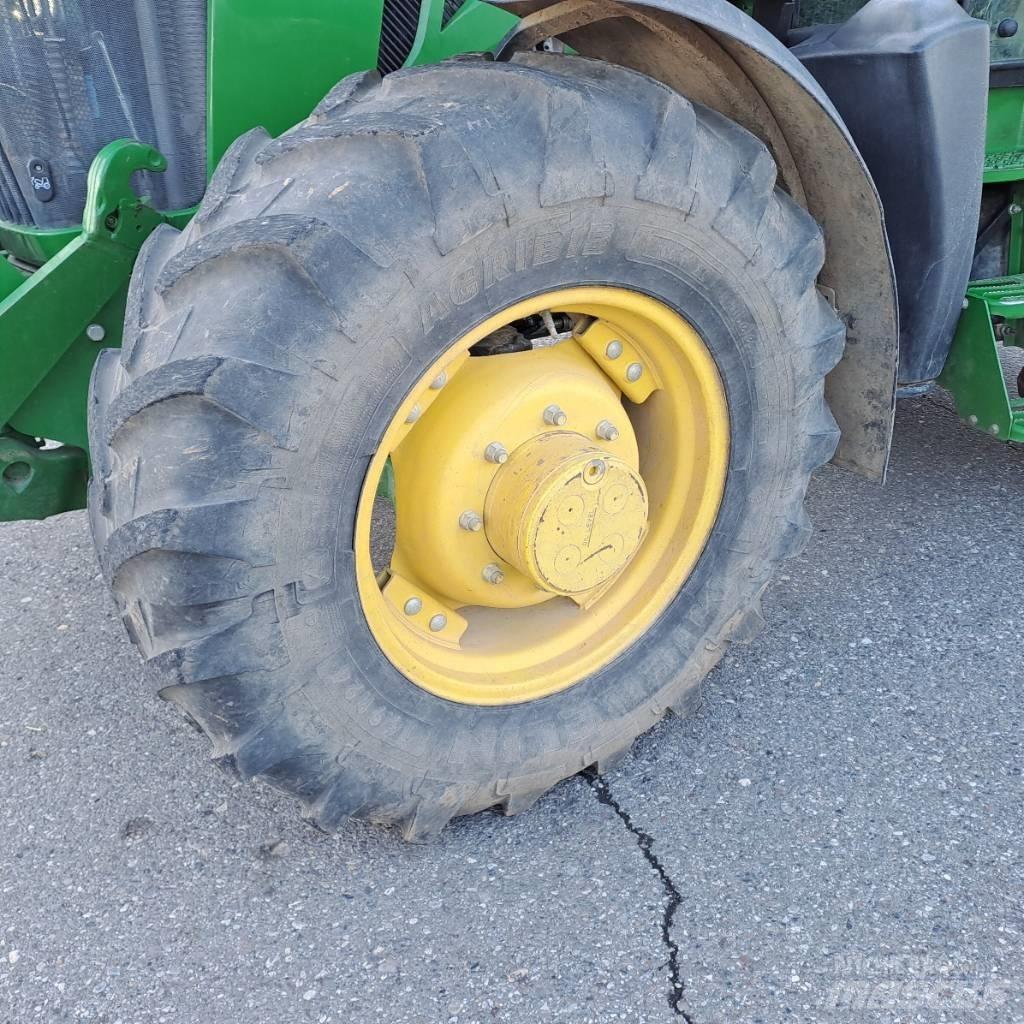 John Deere 5125R Ciągniki rolnicze