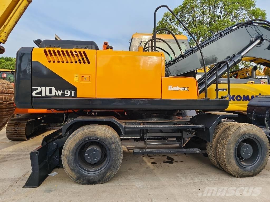 Hyundai R210W-9 Koparki kołowe
