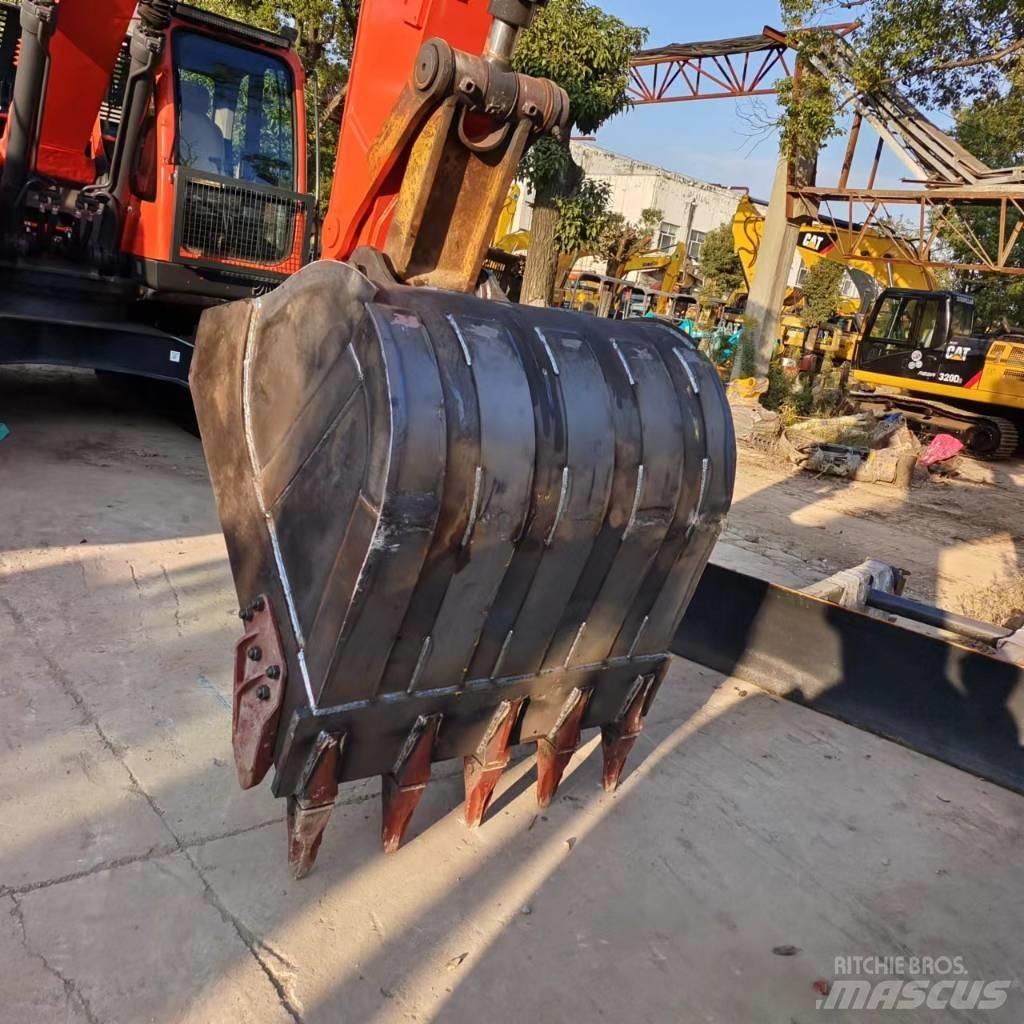 Doosan DX 225 LC Koparki gąsienicowe