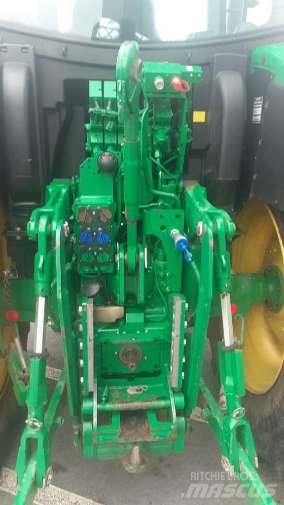 John Deere 6120 R Ciągniki rolnicze