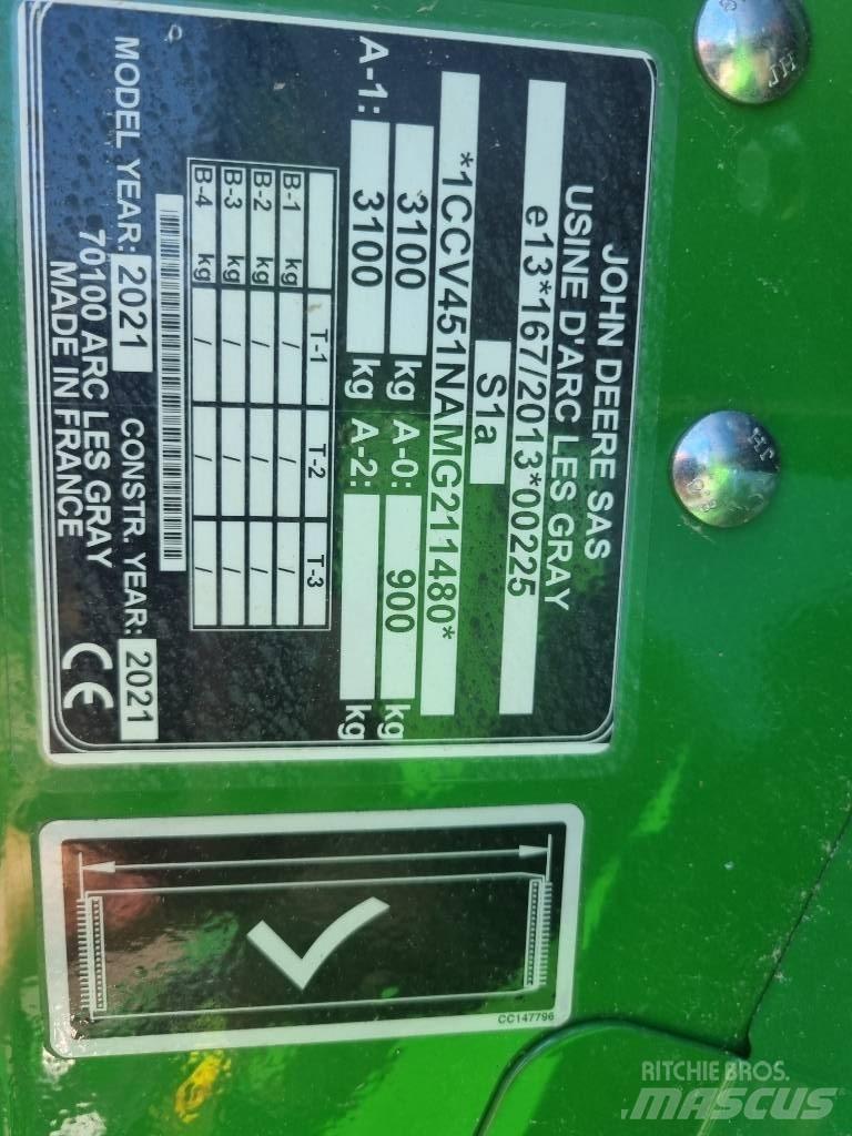John Deere V451G Prasy zwijające