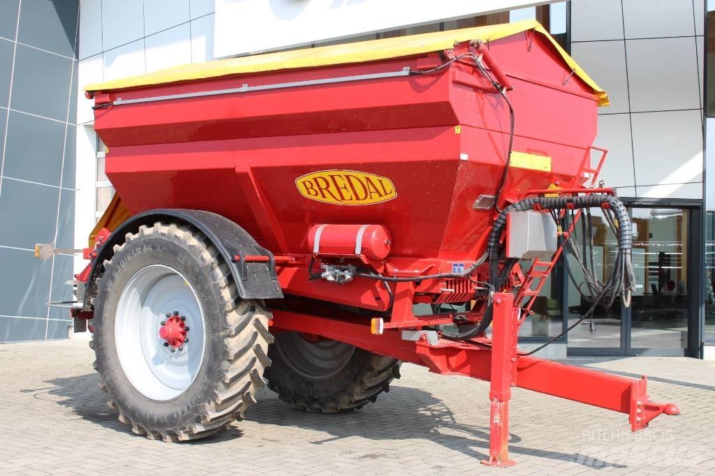 Bredal F 10 Rozrzutnik nawozów mineralnych