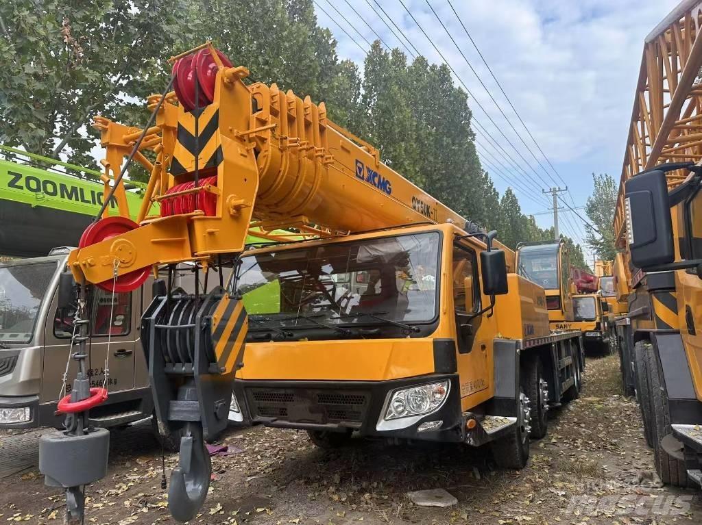XCMG QY 50 K-II Żurawie szosowo-terenowe